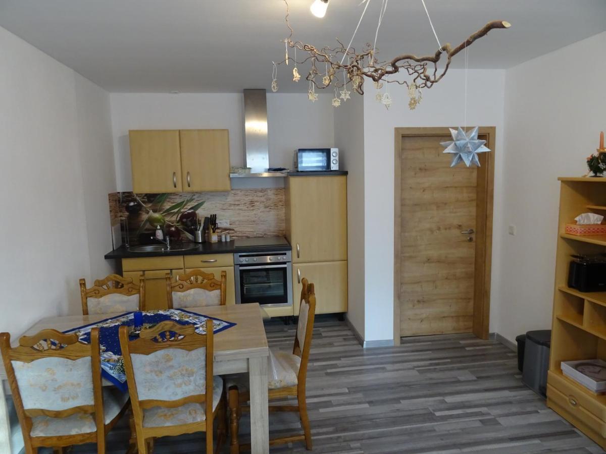 Ferienwohnung Fam. Schwind Rottendorf 외부 사진